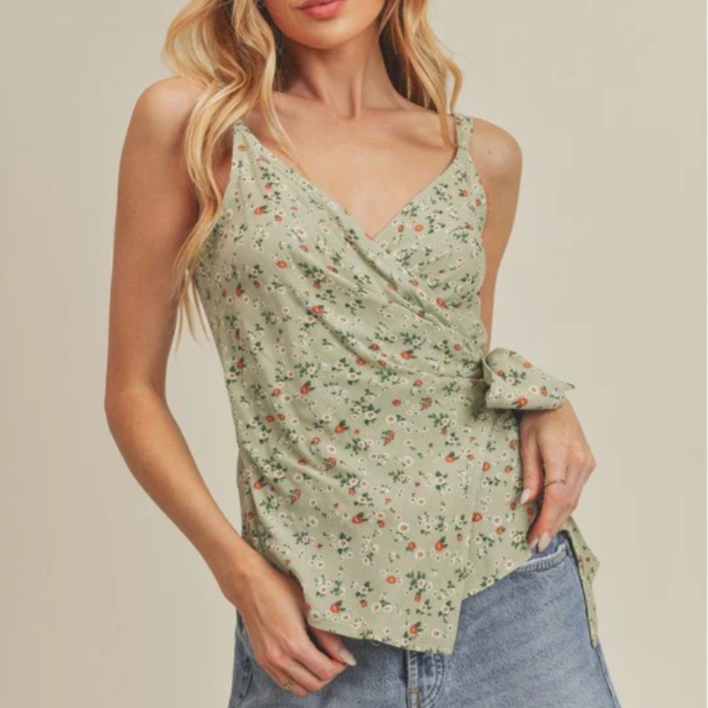 Grey Sweetheart Floral Wrap Top